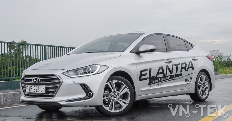 hyundai elantra 2018 30 - Review đánh giá chi tiết xe Hyundai Elantra 2018