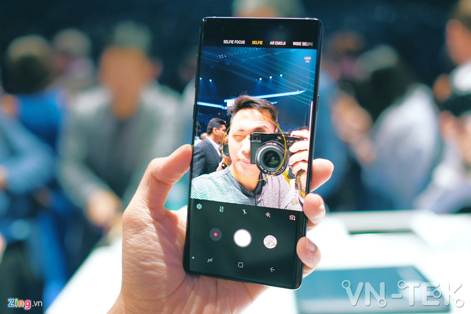 galaxy note9 5 - Galaxy Note9 vừa ra mắt: To, sắc sảo và thông minh hơn