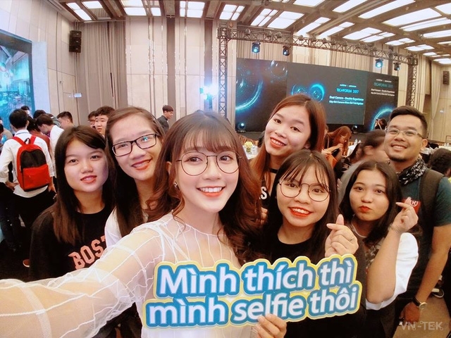 smartphone selfie6 - Teen Sài Thành hào hứng trải nghiệm smartphone selfie kép