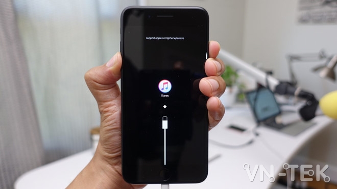 apple iphone 2 - Apple thừa nhận cố tình làm chậm các dòng iPhone cũ