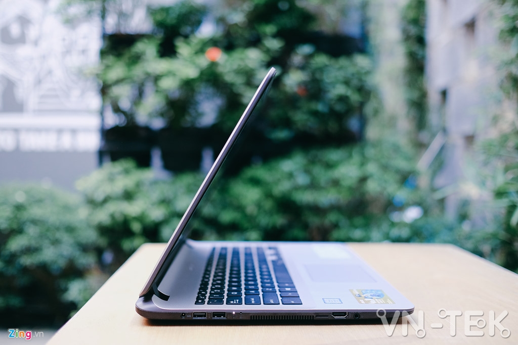 laptop asus x507 3 - Laptop có thể nâng cấp như máy bàn giá 10,5 triệu đồng ở VN