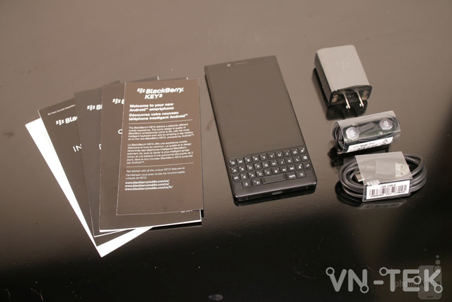 blackberry key 2 2 - Video đập hộp BlackBerry Key 2 nóng hổi
