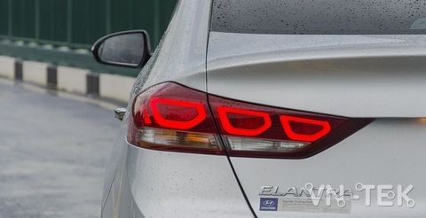 hyundai elantra 2018 92 - Review đánh giá chi tiết xe Hyundai Elantra 2018