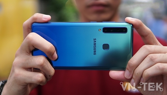 samsung galaxy a9 6 1 - Samsung Galaxy A9 2018 với 5 camera đầu tiên ra mắt