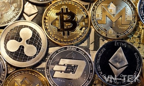 tien ao - Giá Bitcon tăng vọt tiền ảo toàn cầu hồi sinh theo Bitcoin